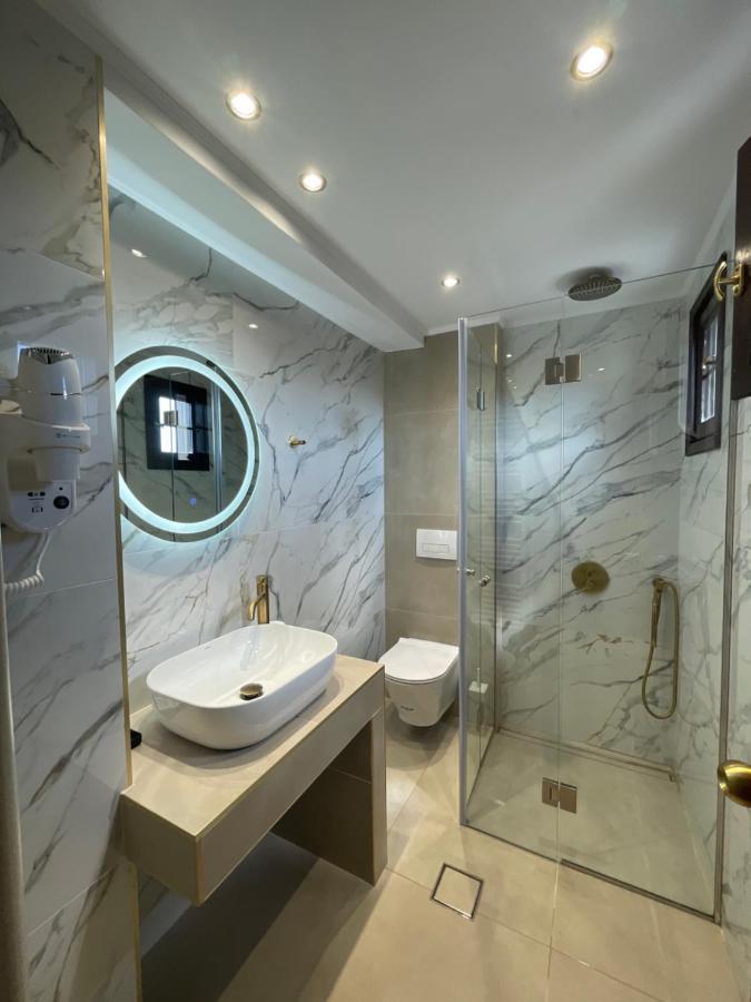 Hotel Makkas Krentis Экстерьер фото