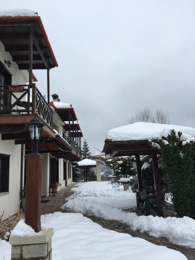 Hotel Makkas Krentis Экстерьер фото